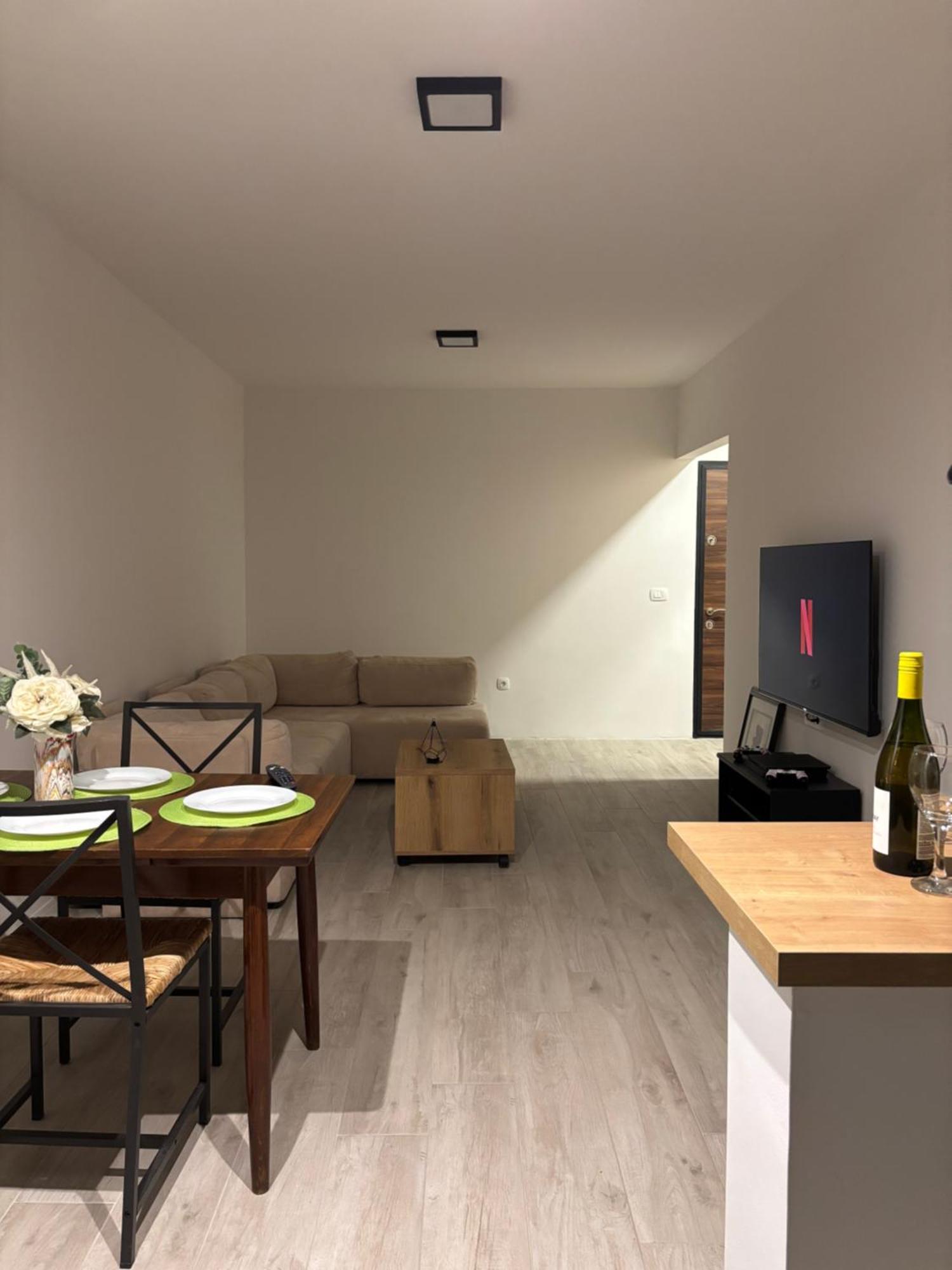 Karposh Garden Apartment