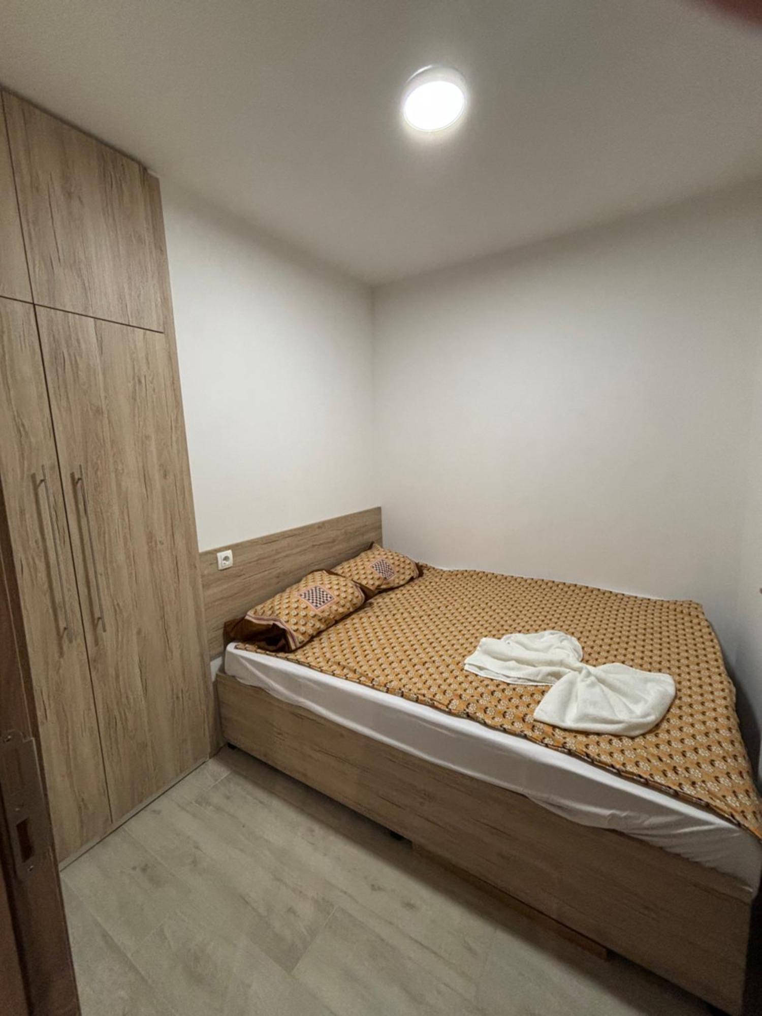 Karposh Garden Apartment *